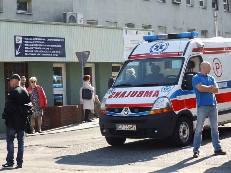 Zdjęcie 4: Koalicja piotrkowskich szpitali. Lekarze protestują