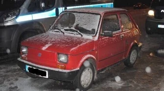 18-latek ukradł „malucha” 