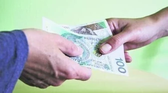 Większość Polaków jest zadowolona ze swoich dochodów