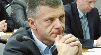 Radny chce, aby kierowcy myli koła 