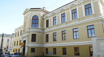 Szkoła przy ul. Stronczyńskiego najładniej odnowionym budynkiem 