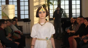 "Moda przez wieki" w piotrkowskim Muzeum