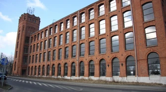  Na dachu Galerii LOFT palili marihuanę