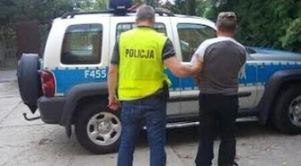 Rzucił się z nożem na sąsiada 