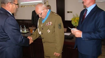 Kombatanci uhonorowali Mariana Cecotkę 