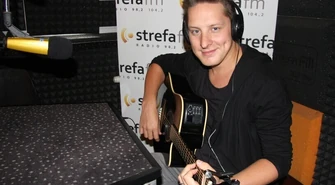 Antek Smykiewicz w studiu Strefy FM