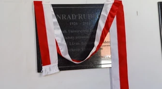 Uhonorowali prof. Rudnickiego w I LO