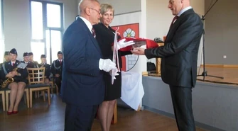 Gorzkowice już oficjalnie z herbem i flagą