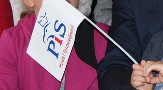 PiS zdominuje wybory w okręgu piotrkowskim?