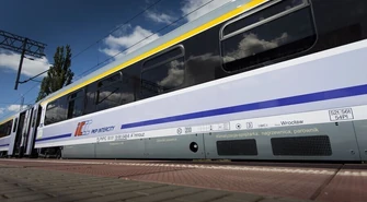 Z Warszawy do Łodzi dojedziemy Uszatkiem i Deyną 