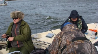 Złowili 3 szczupaki i 130 okoni 