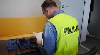 Nalot na sklep przy Wojska Polskiego. "Rzymskie medaliony" zarekwirowane 