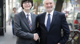 Janniger już nie doradza Macierewiczowi