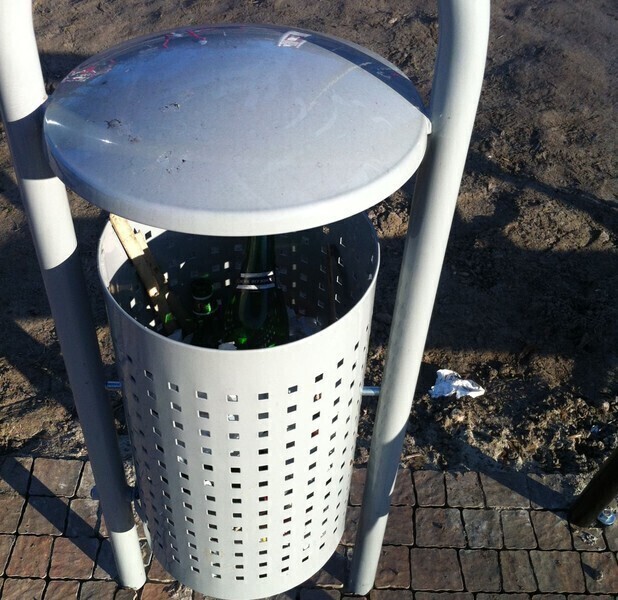 Zdjęcie 6: Plac zabaw przy ul. Budki zniszczony. Potrzebny monitoring? 