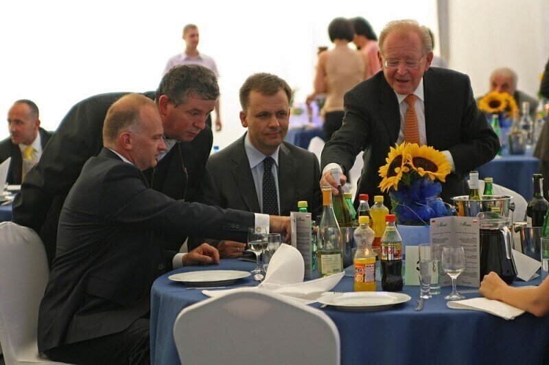 Zdjęcie 2: Nie żyje Anton Häring