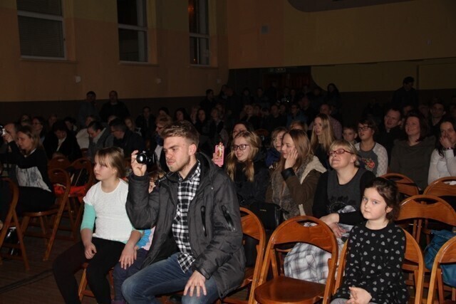 Zdjęcie 42: Moszczenica zagrała z Orkiestrą