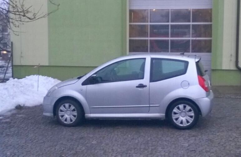 Zdjęcie 1: Nie blokuj wyjazdu strażakom!