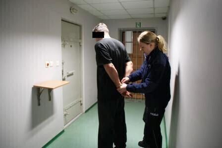 Z siekierą do sklepu