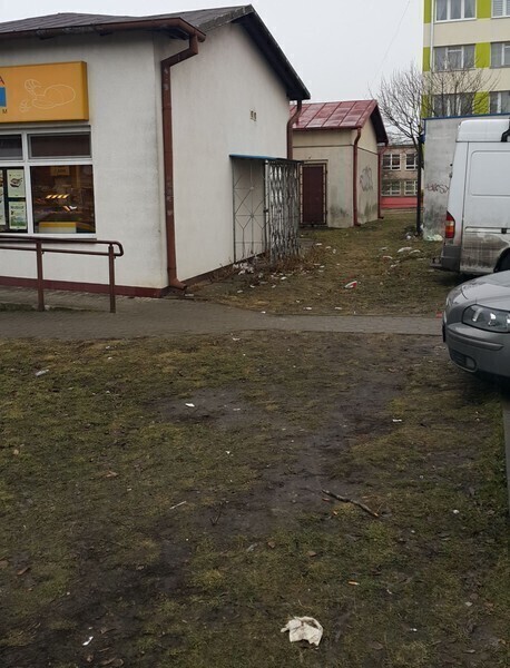Zdjęcie 6: Ul. Belzacka: Kto sprzątnie śmieci? 