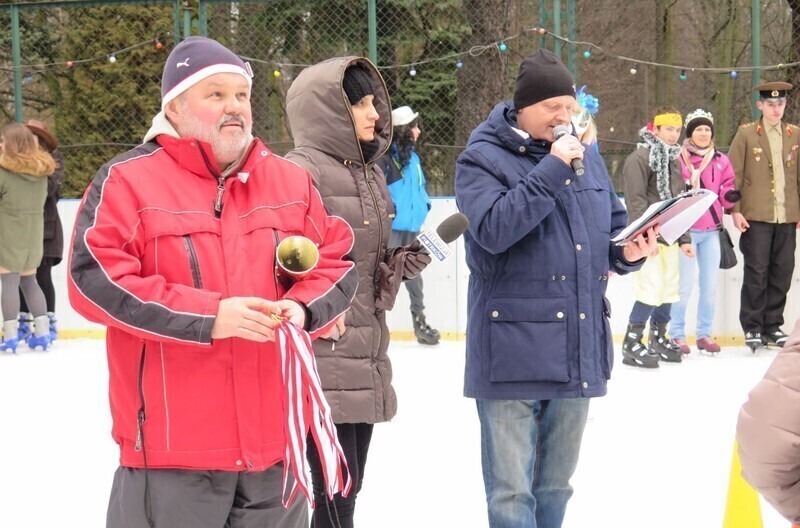Zdjęcie 5: Tłusty czwartek na łyżwach 