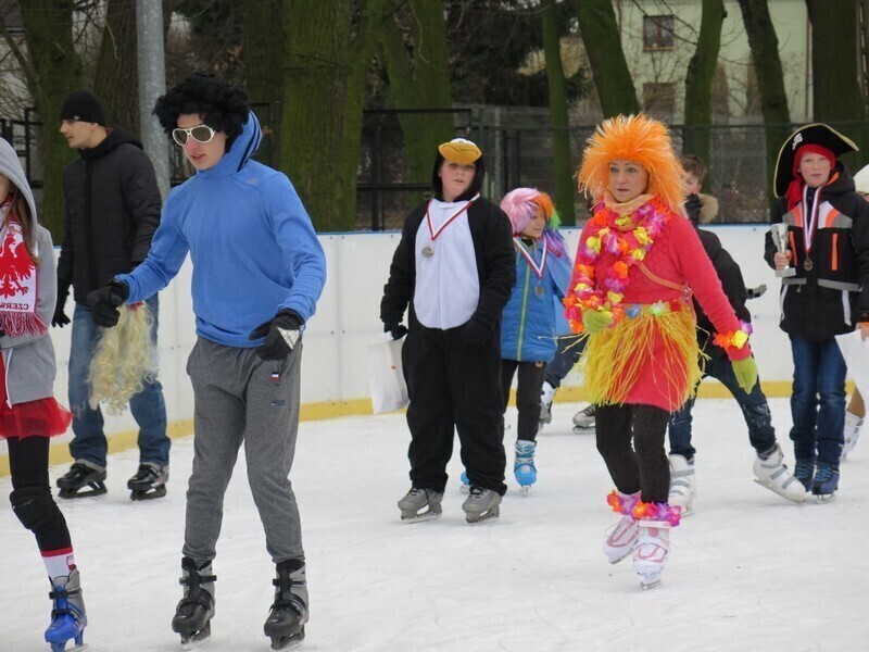 Zdjęcie 13: Tłusty czwartek na łyżwach 