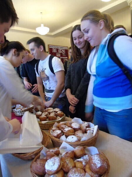 Zdjęcie 3: Słodko i tłusto w szkole w Bujnach