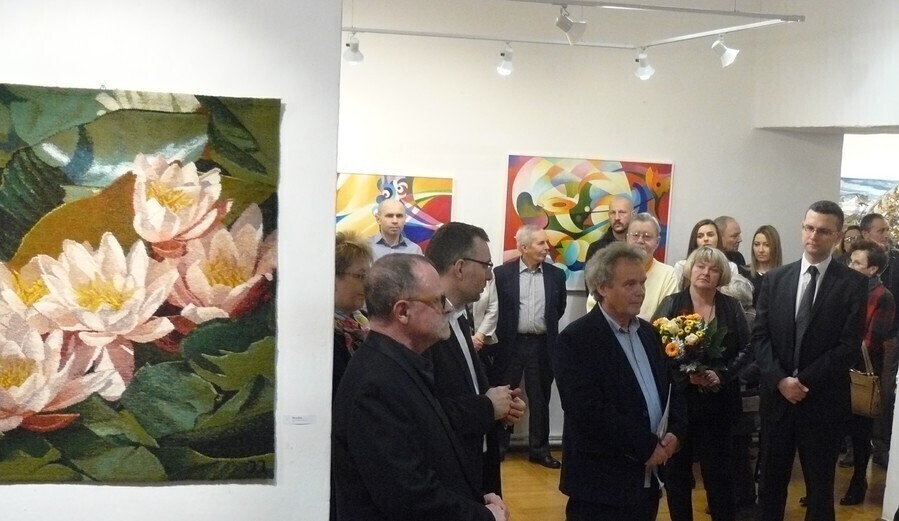 Zdjęcie 1: Malarstwo i tkaniny Józefa Jakubczyka w ODA