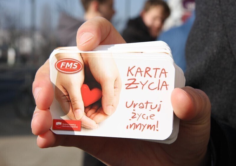 W walentynki będą rozdawać Karty życia