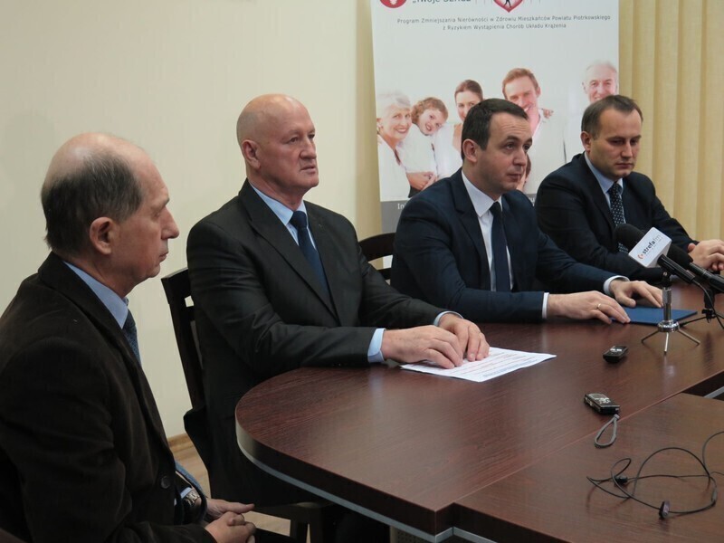 Zdjęcie 6: Mają zgodę województwa na zmiany w służbie zdrowia w Piotrkowie