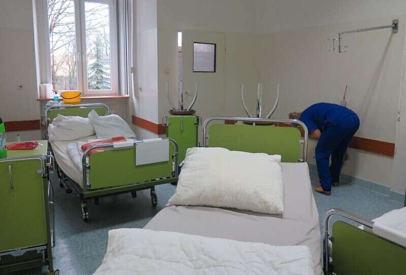 Zdjęcie 5: W poniedziałek otwierają urologię