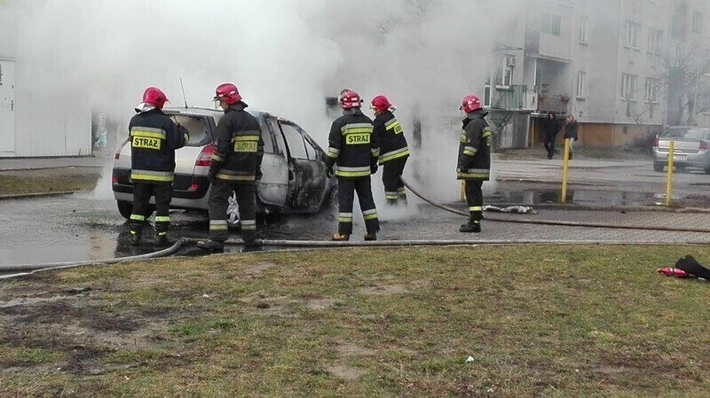 Zdjęcie 5: Pożar dwóch samochodów