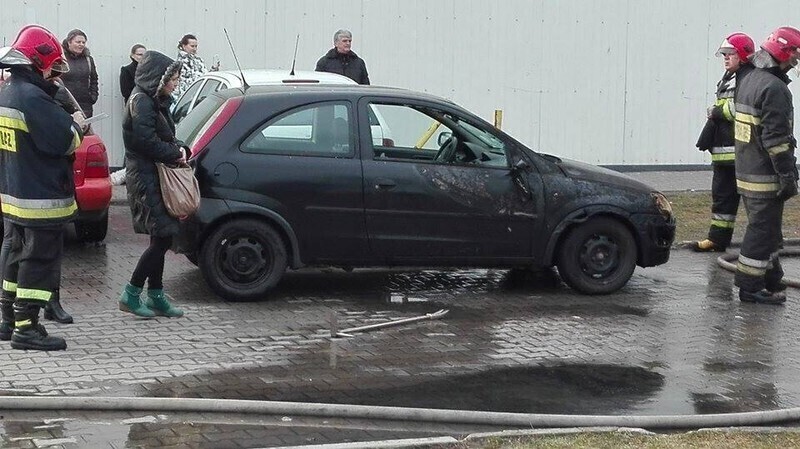 Zdjęcie 8: Pożar dwóch samochodów