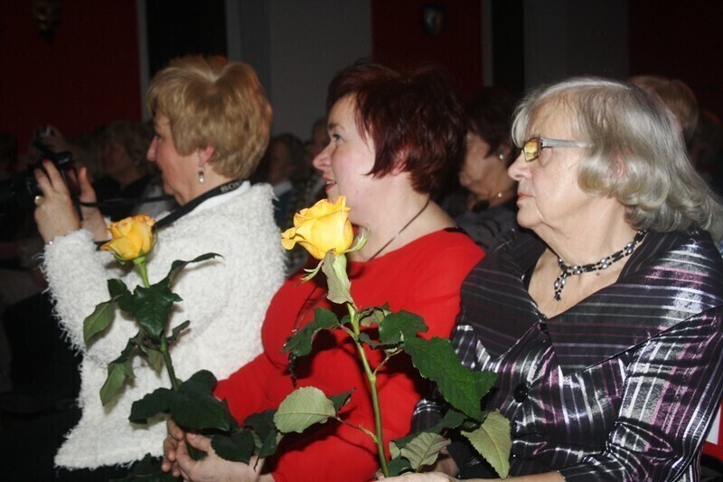 Zdjęcie 21: Dzień Kobiet z Klubem Seniora 