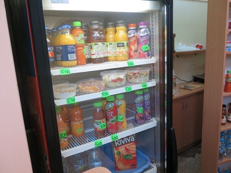 Zdjęcie 4: Co słychać w szkolnych sklepikach?