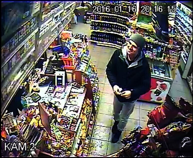 Wprowadził w obieg fałszywe 10-złotówki. Rozpoznajesz go