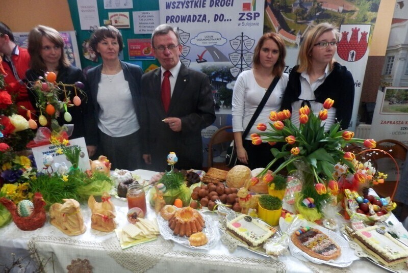 Zdjęcie 5: Stoły uginały się od jadła 