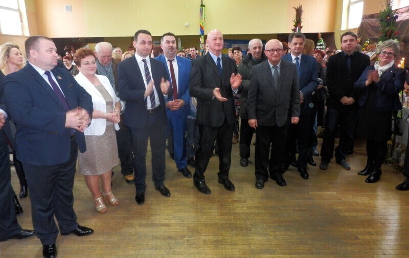 Zdjęcie 8: Stoły uginały się od jadła 