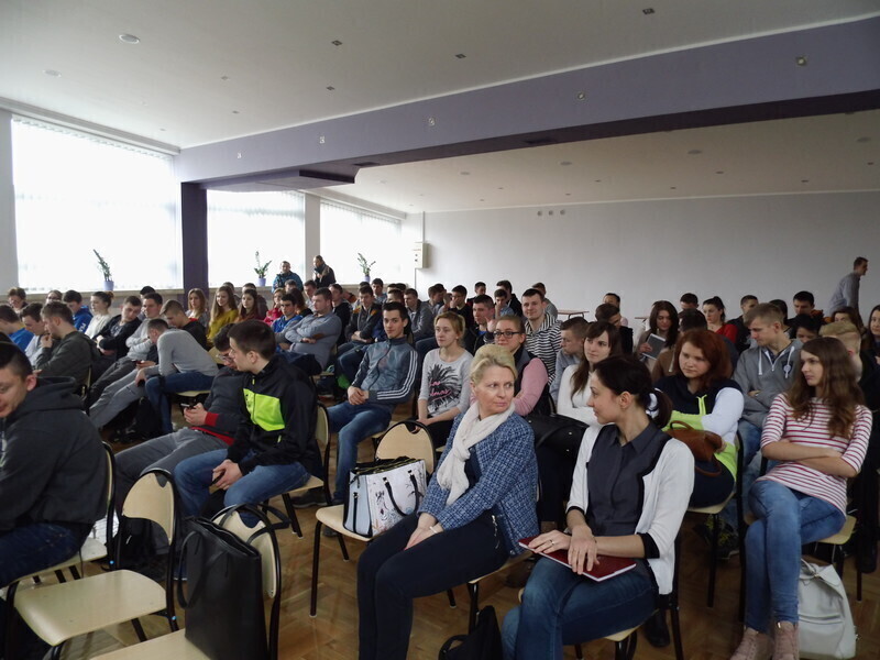 Zdjęcie 3: Politechnika Częstochowska wspiera piotrkowską młodzież