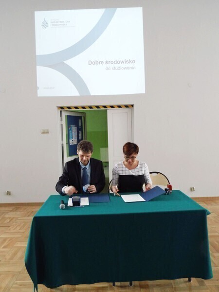 Zdjęcie 7: Politechnika Częstochowska wspiera piotrkowską młodzież