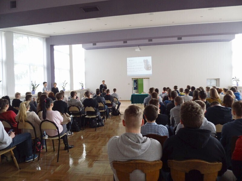 Zdjęcie 10: Politechnika Częstochowska wspiera piotrkowską młodzież