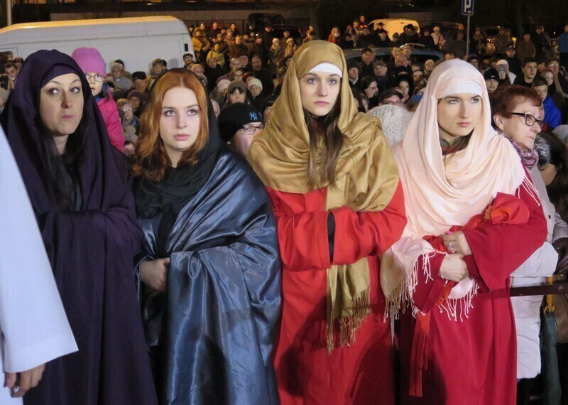 Zdjęcie 11: Męka i śmierć Jezusa na ulicach Piotrkowa 