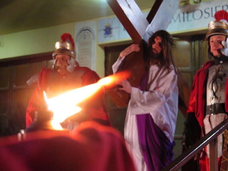 Zdjęcie 12: Męka i śmierć Jezusa na ulicach Piotrkowa 