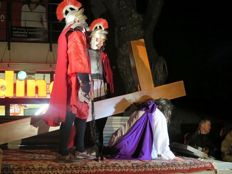 Zdjęcie 30: Męka i śmierć Jezusa na ulicach Piotrkowa 