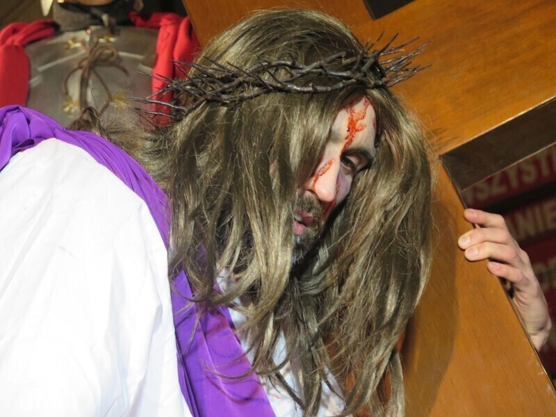 Zdjęcie 32: Męka i śmierć Jezusa na ulicach Piotrkowa 