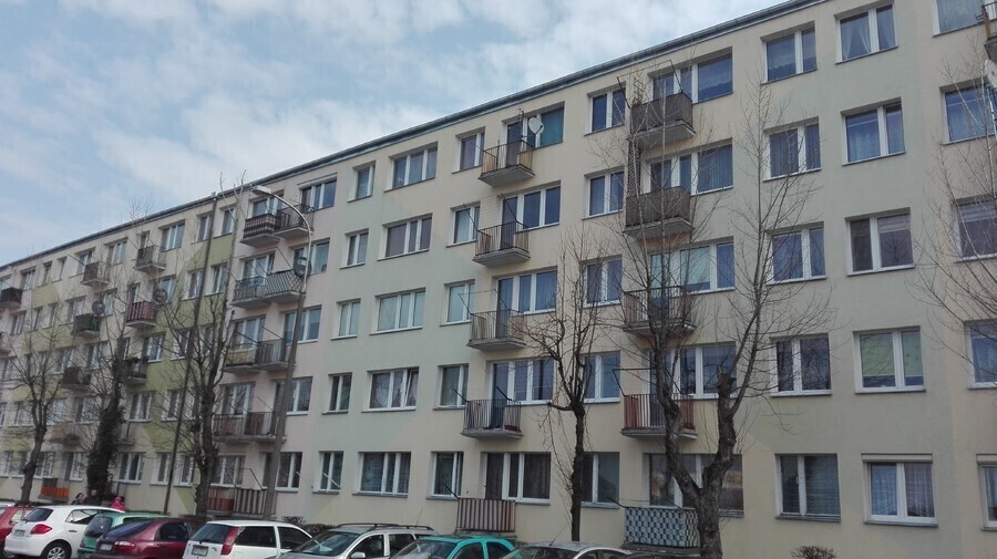 Piotrków. Chciał wyskoczyć z okna AKTUALIZACJA