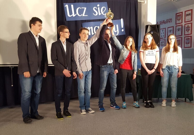 Zdjęcie 2: Kolejny matematyczny sukces uczniów Gimnazjum nr 5 w Piotrkowie Trybunalskim