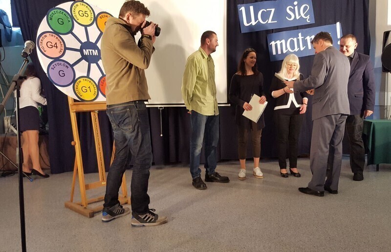 Zdjęcie 4: Kolejny matematyczny sukces uczniów Gimnazjum nr 5 w Piotrkowie Trybunalskim