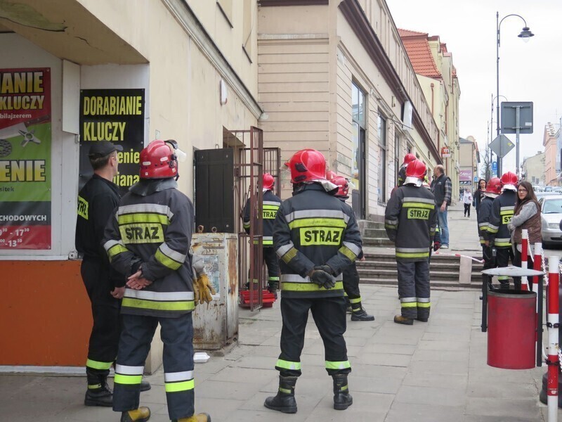Zdjęcie 4: Wyciek gazu przy Sienkiewicza w Piotrkowie 