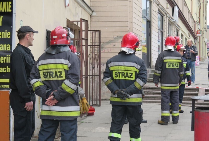 Zdjęcie 6: Wyciek gazu przy Sienkiewicza w Piotrkowie 