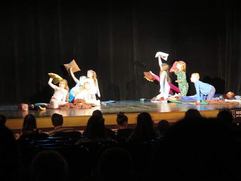 Młodzi aktorzy w piotrkowskim MOK